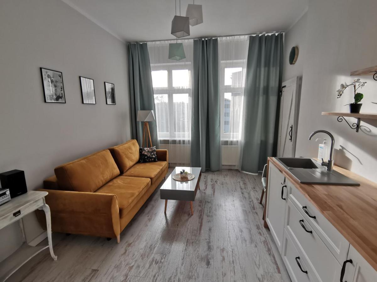 Przytulny Apartament W Centrum Kupiecka-Drzewna Apartman Zielona Góra Kültér fotó